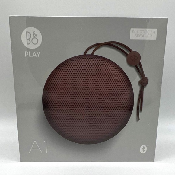 NWT BANG & OLFUSEN BeoPlay A1 Deep Red Wireless WProof Bluetooth Speaker - Picture 2 of 8